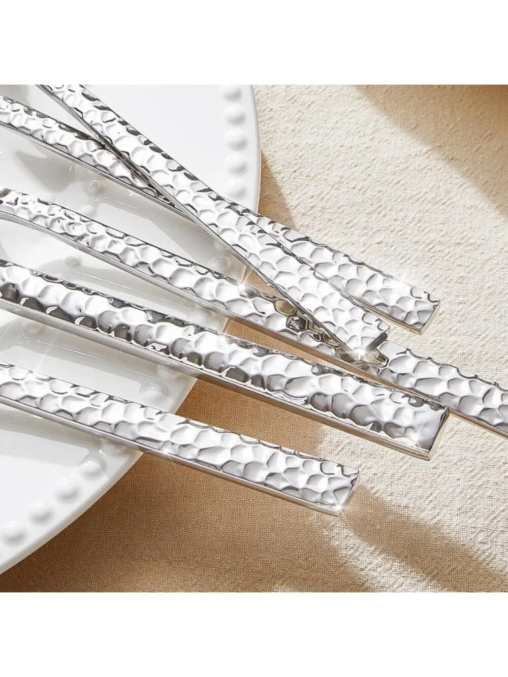 12-Piece Hammered Stainless Steel Dinner Forks Set, Food Grade, Dishwasher Safe